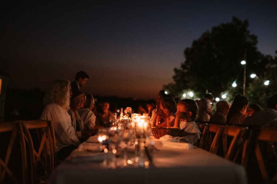 dîner mariage nuit extérieur